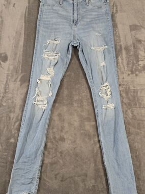 Hollister Ultra High-Rise Jean Leggings Light Wash Distressed 9R W29 L28 (016)